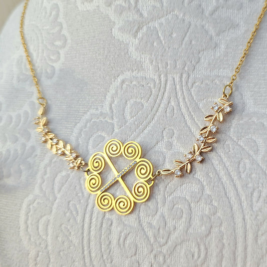 Olivia Necklace - 18K Gold Plated, Hypoallergenic