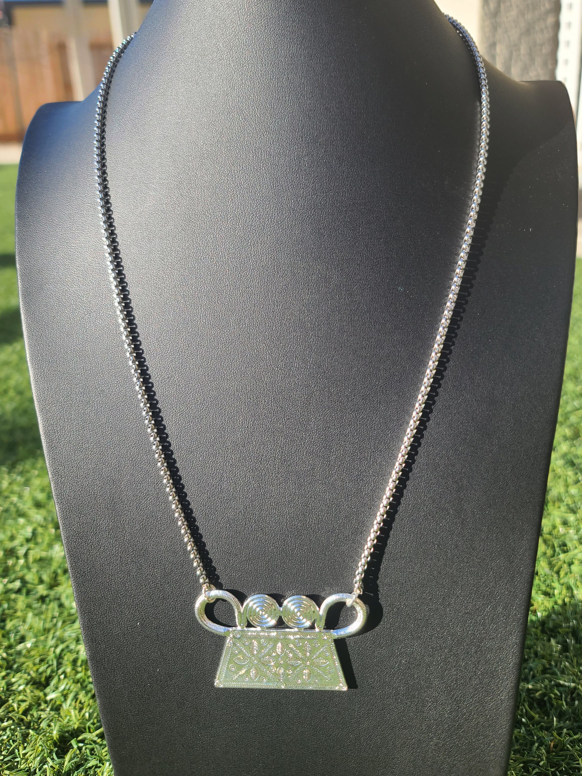 Unisex Medium Soul Lock Necklace - Silver – Hmong Fairy